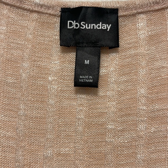 Db Sunday cute tee! - Picture 2 of 3
